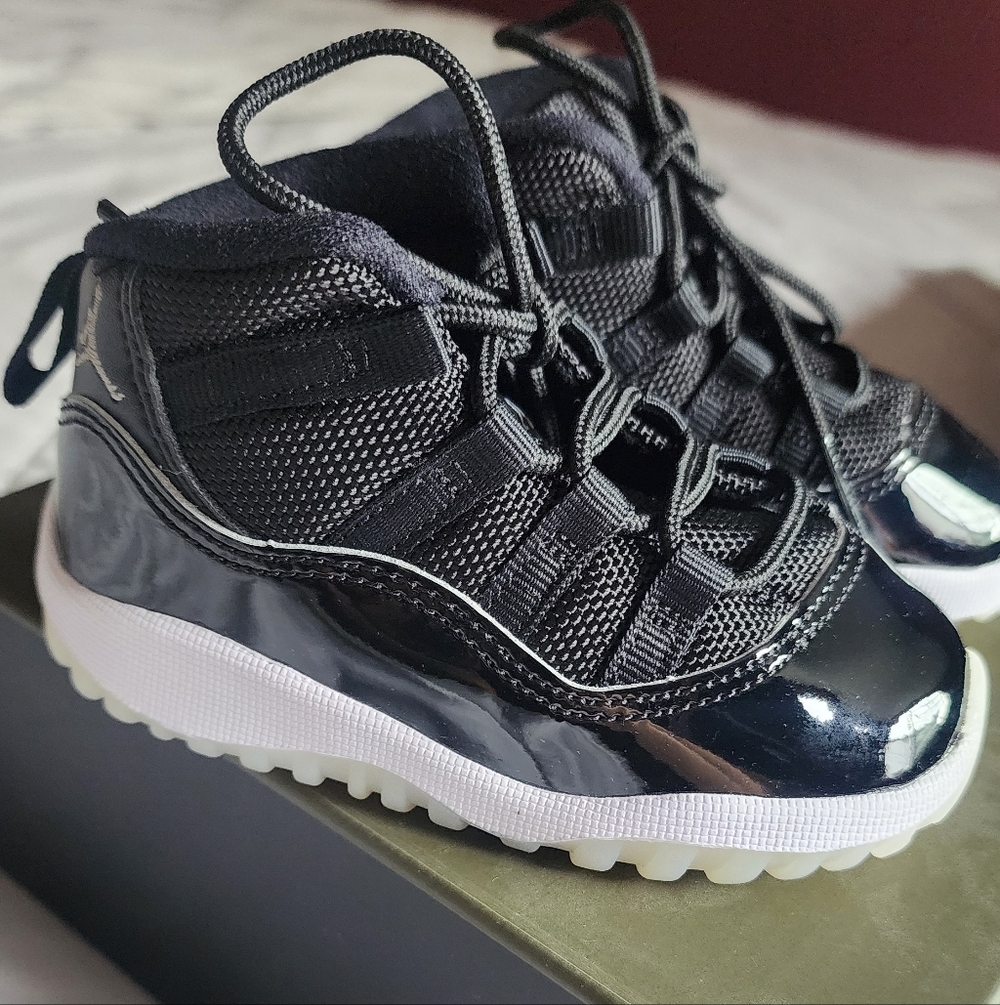 Jordan Kids Black and White Sneakers